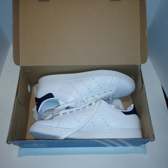 Adidas Stan Smiths - Picture 5 of 10